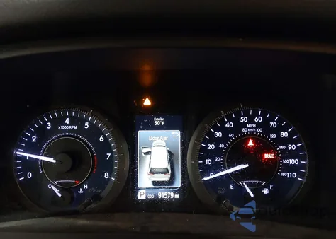 2019 Toyota Sienna Xle Premium 7 Passenger z USA, uszkodzony, nr VIN 5TDDZ3DC1KS223080